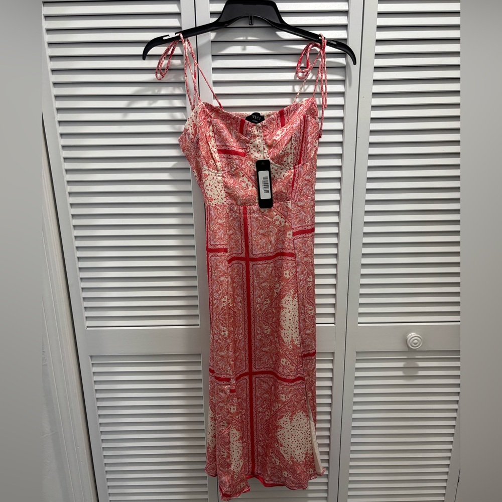 Vici Red and Cream Paisley Dress